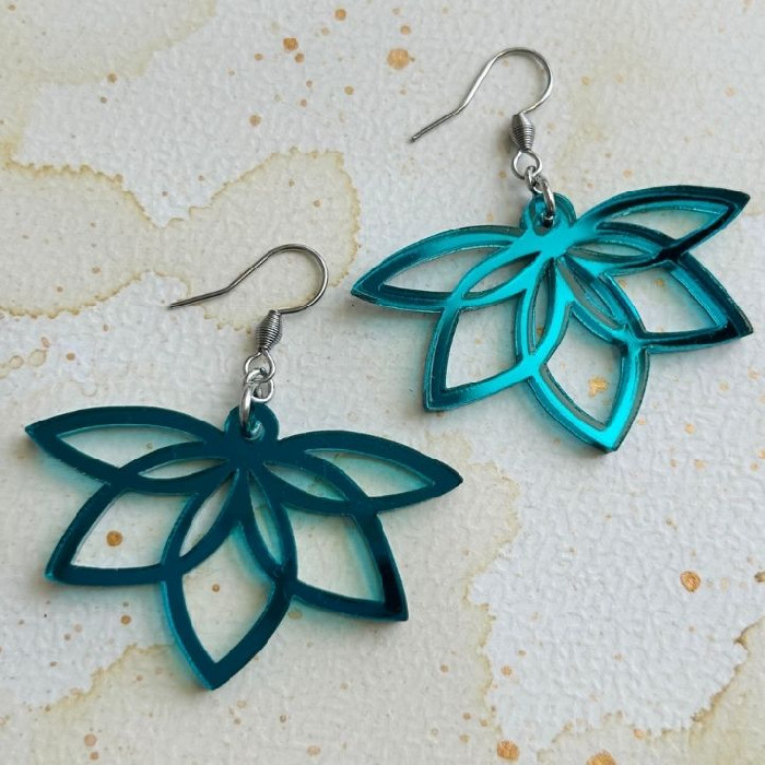 Lotus, iso - PETROOLI (peili) / TERÄS :: Sulle Shop